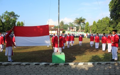 Upacara Peringatan HUT RI ke 77 di SMP Negeri 3 Tempel
